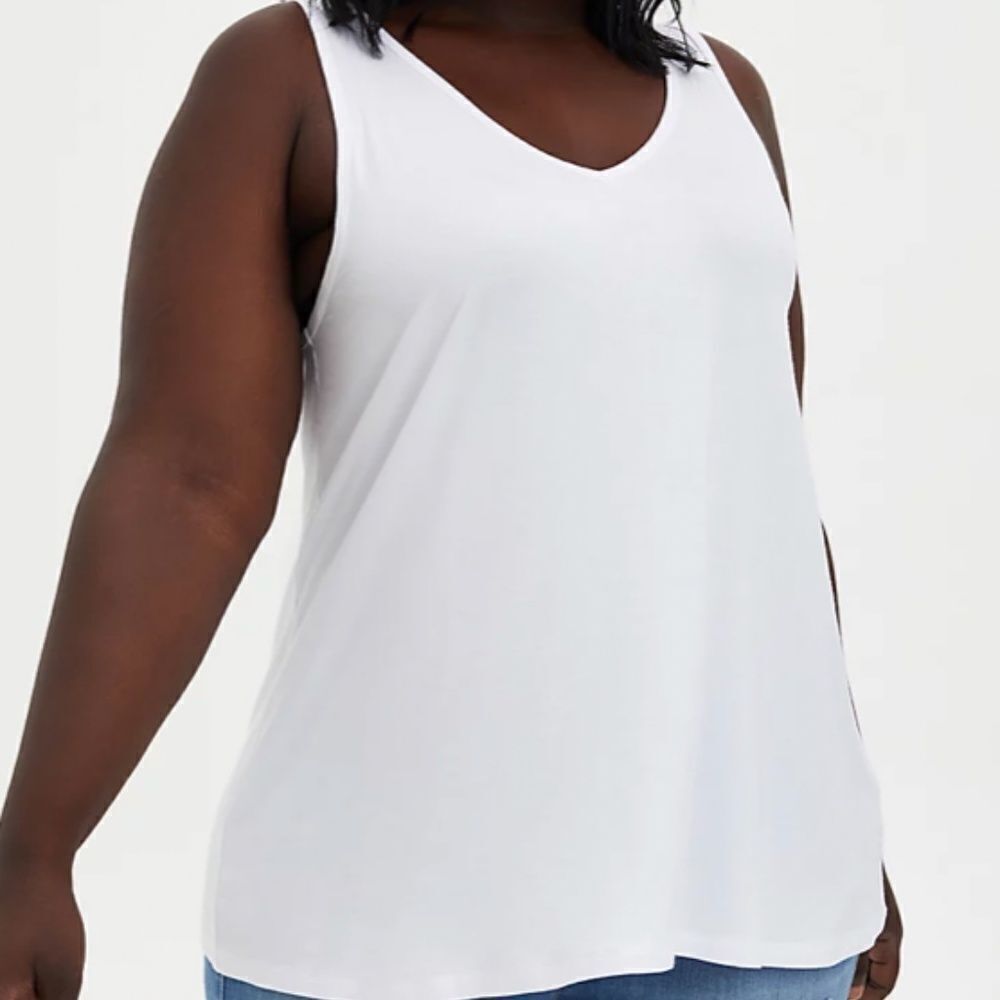 Torrid White V Neck Swing Tank Sleeveless Top Sz 0